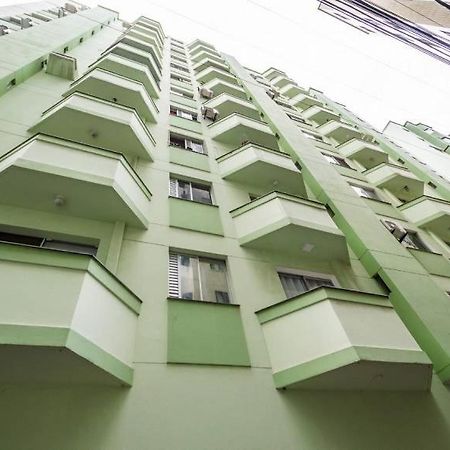 Apartamento Quadra Mar Balneario Camboriu Luaran gambar