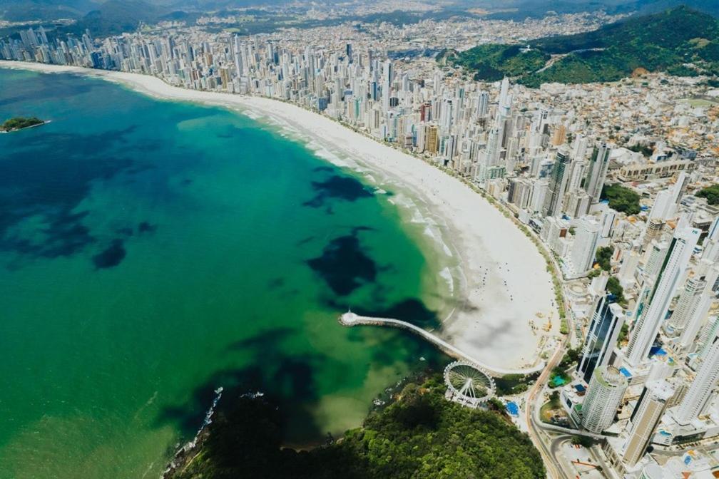 Apartamento Quadra Mar Balneario Camboriu Luaran gambar